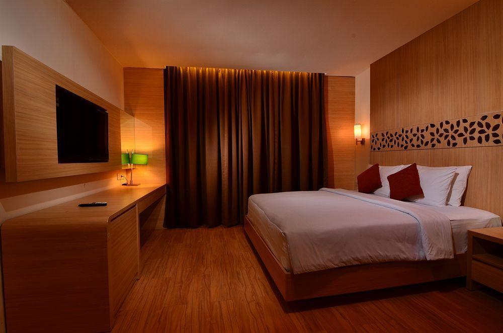 Vihan Suites Bali Kuta Lombok Exteriör bild