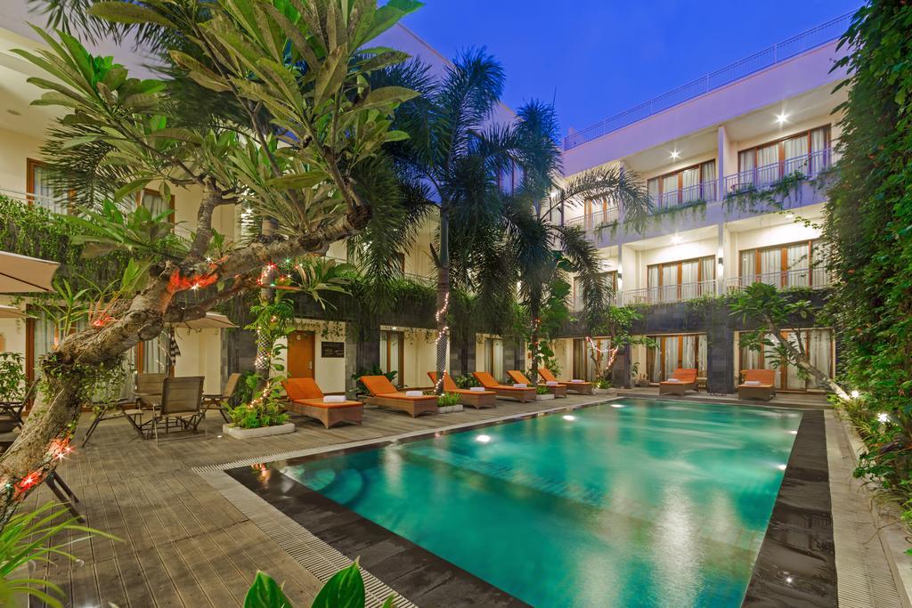 Vihan Suites Bali Kuta Lombok Exteriör bild