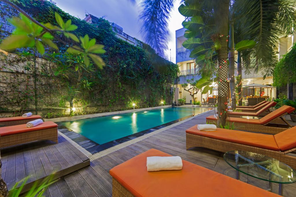 Vihan Suites Bali Kuta Lombok Exteriör bild