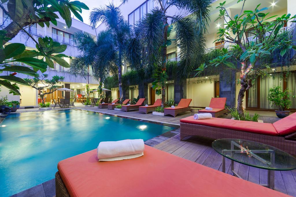 Vihan Suites Bali Kuta Lombok Exteriör bild