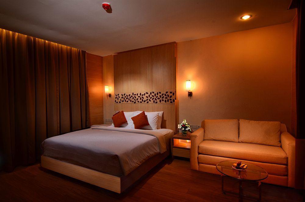 Vihan Suites Bali Kuta Lombok Exteriör bild