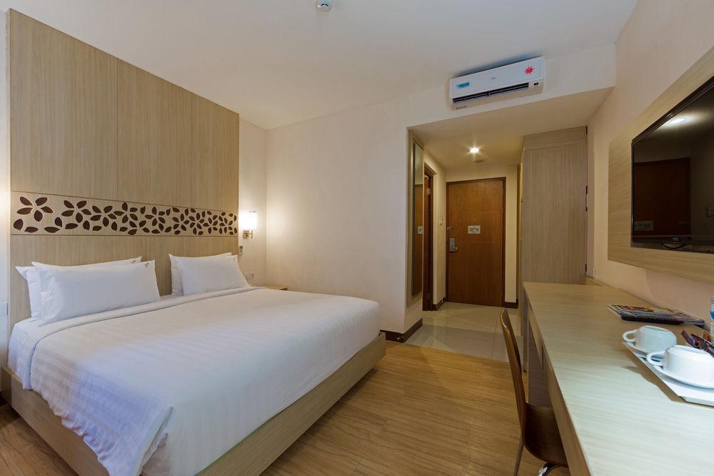 Vihan Suites Bali Kuta Lombok Exteriör bild