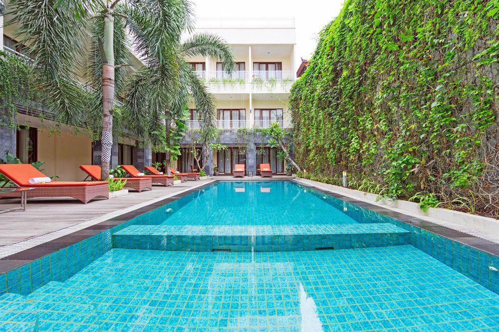 Vihan Suites Bali Kuta Lombok Exteriör bild